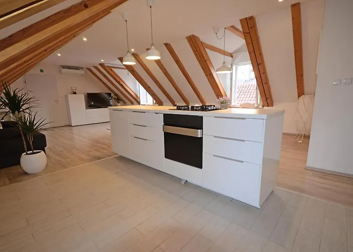 Loft Apartment Cindro